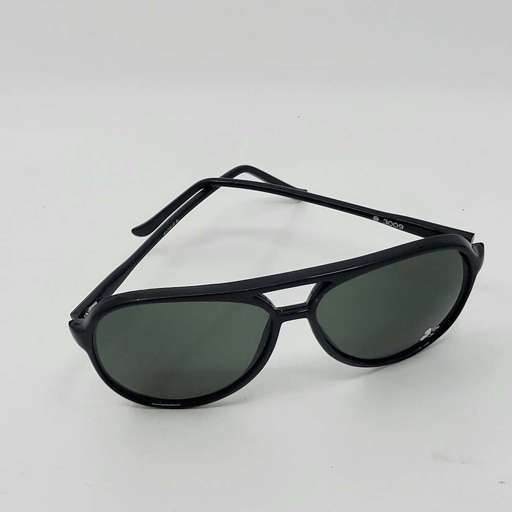 Vintage 80s Disney Mickey Mouse Aviator Sunglasses Black Frame Retro 3009 Unisex
